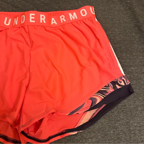 Under Armour Women's Play Up 3.0 Tri-Color Shorts Size M - Picture 4 of 13